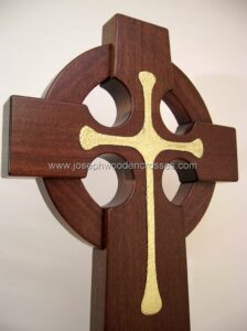 4 Foot Mahogany Irish Celtic Cross Brass Inlay bottom right closeup